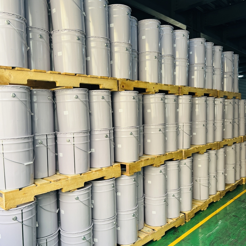 Epoxy Resin Hardener For Transformer Bushings wraz z LV i MV