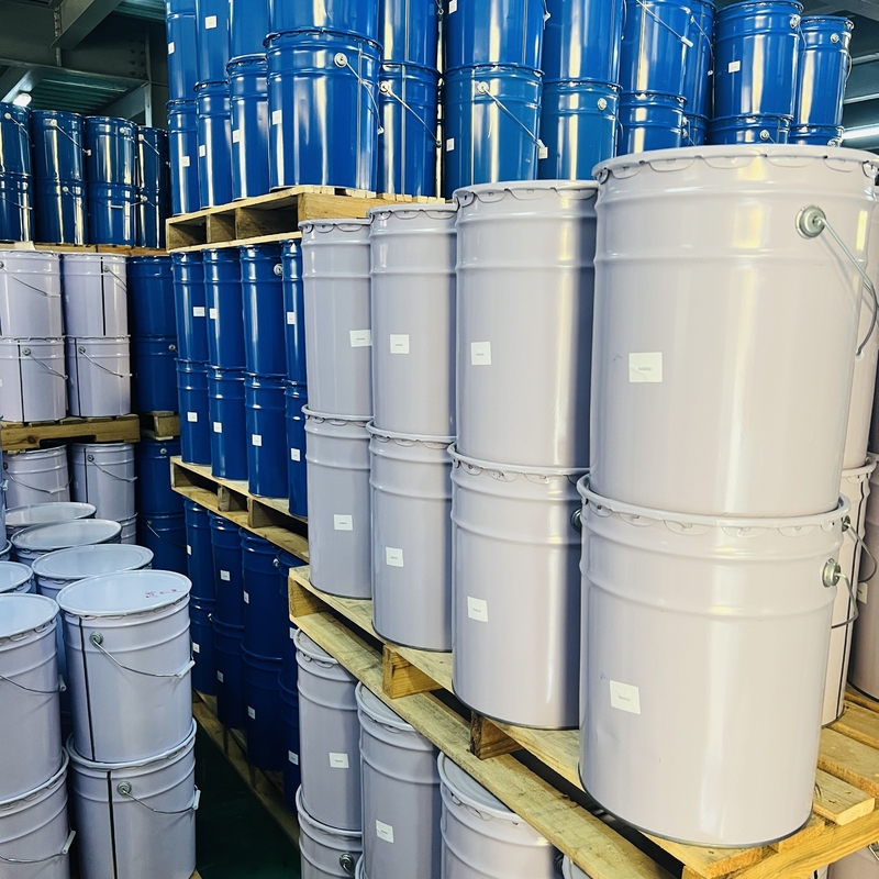 Epoxy Resin Hardener For Transformer Bushings wraz z LV i MV