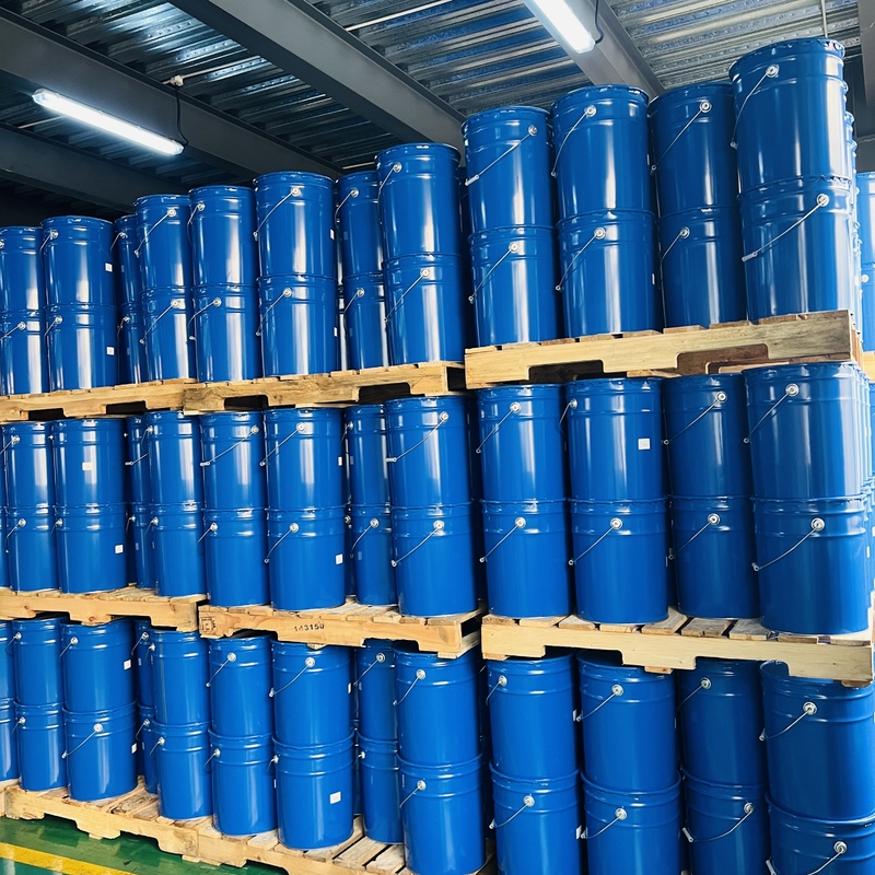 Epoxy Resin Hardener For Transformer Bushings wraz z LV i MV