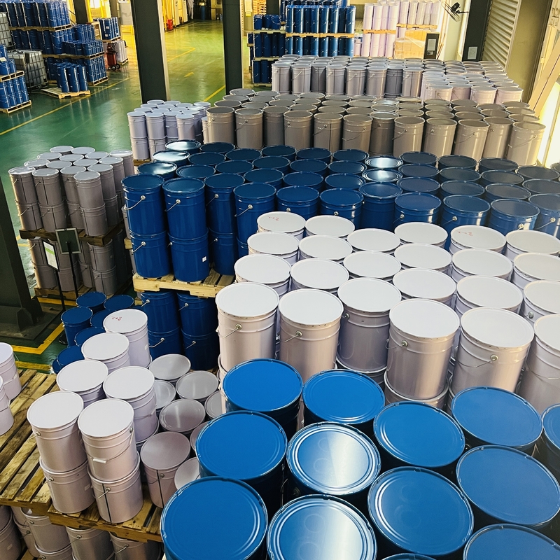 Epoxy Resin Hardener For Transformer Bushings wraz z LV i MV